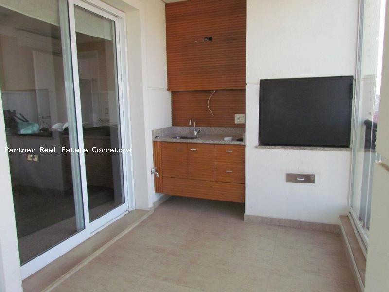 Apartamento à venda com 4 quartos, 306m² - Foto 1