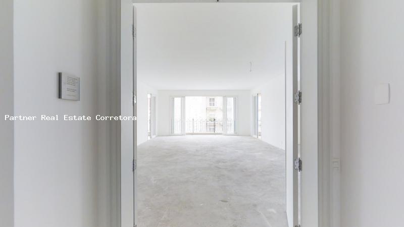 Apartamento à venda com 5 quartos, 556m² - Foto 1