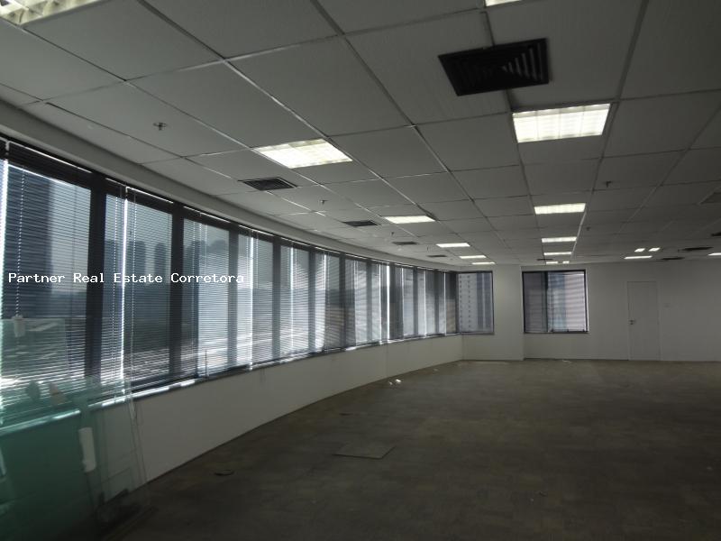 Conjunto Comercial-Sala para alugar, 235m² - Foto 15