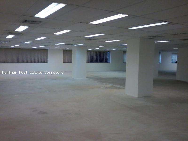 Conjunto Comercial-Sala à venda com 1 quarto, 385m² - Foto 3