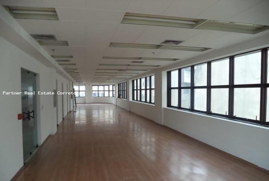 Conjunto Comercial-Sala à venda com 1 quarto, 188m² - Foto 9