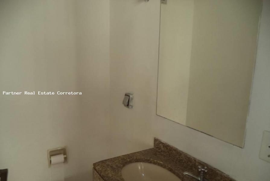 Conjunto Comercial-Sala à venda com 1 quarto, 188m² - Foto 10