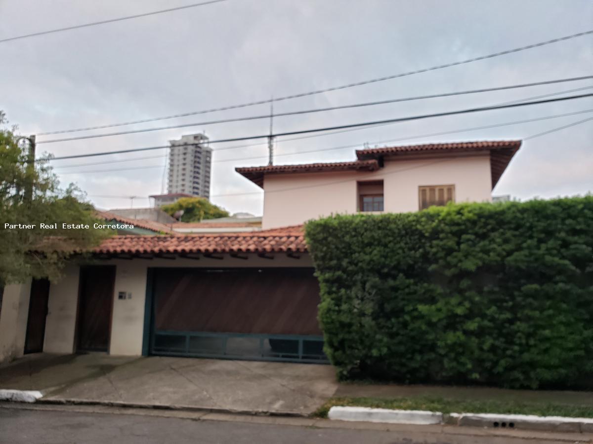 Casa à venda com 4 quartos, 484m² - Foto 1