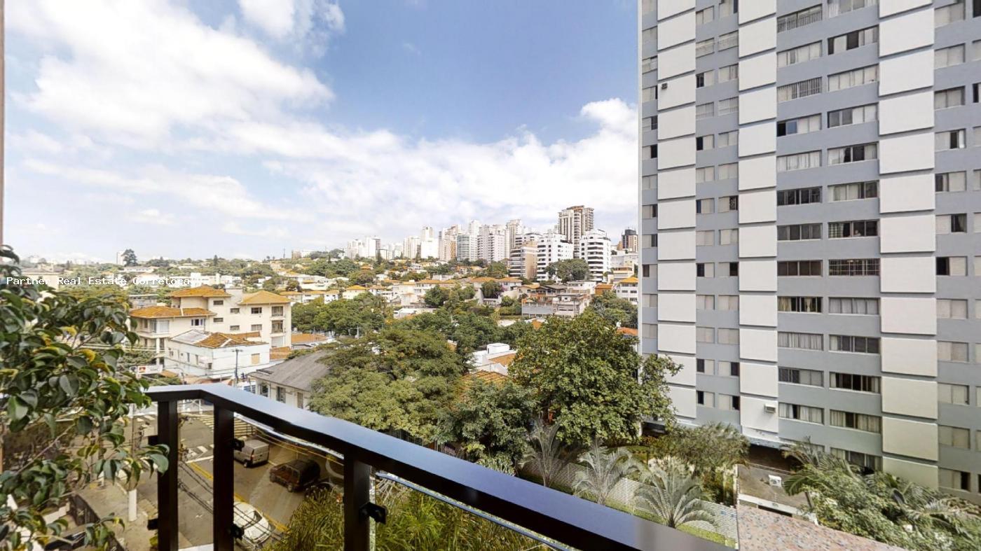 Apartamento à venda com 3 quartos, 196m² - Foto 17