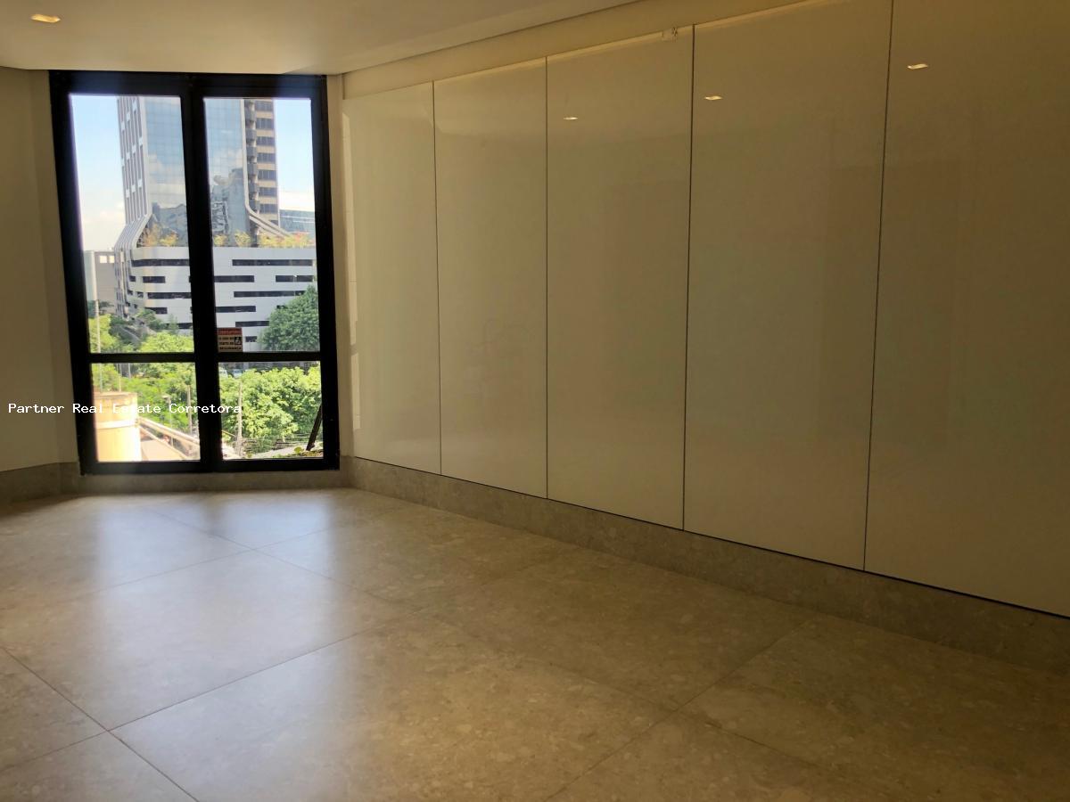 Conjunto Comercial-Sala para alugar com 1 quarto, 245m² - Foto 9