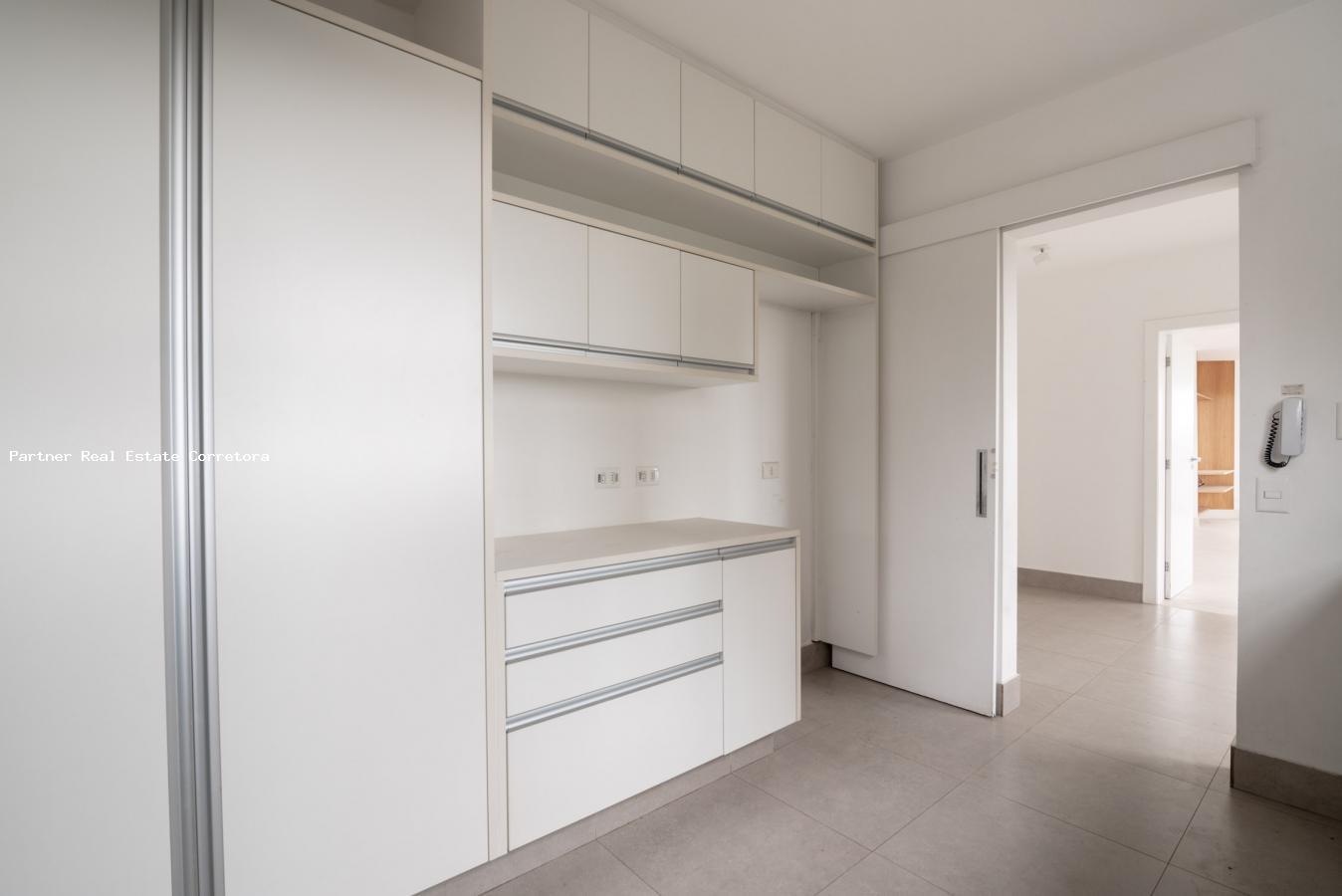 Apartamento à venda com 4 quartos, 260m² - Foto 12