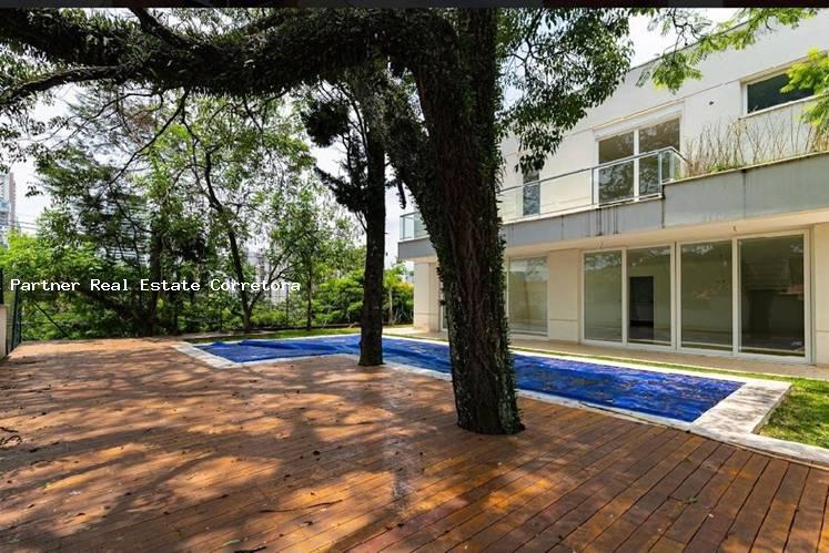 Casa de Condomínio à venda com 4 quartos, 566m² - Foto 4