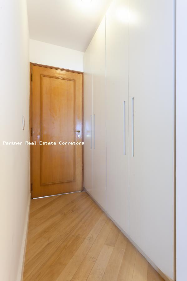 Apartamento à venda com 4 quartos, 202m² - Foto 13