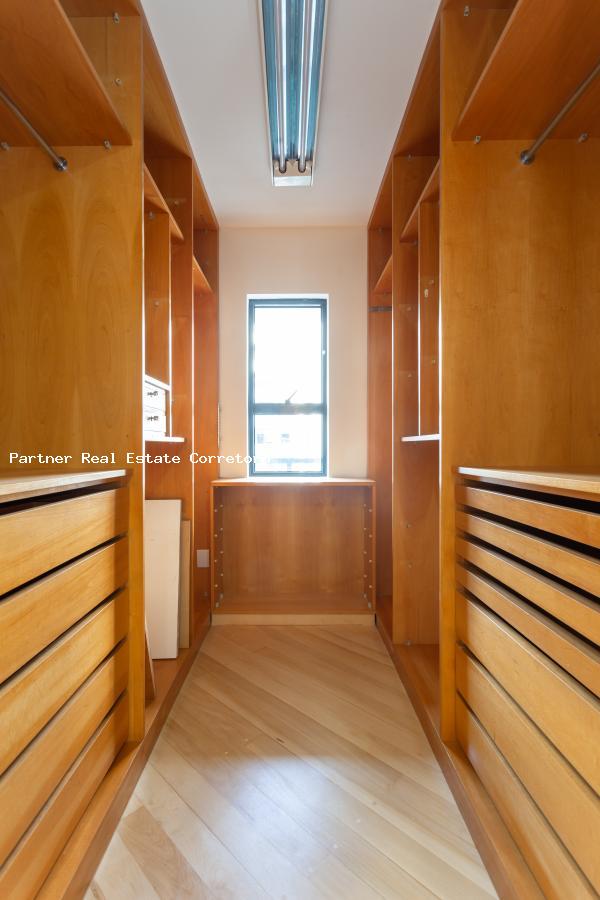 Apartamento à venda com 4 quartos, 202m² - Foto 16