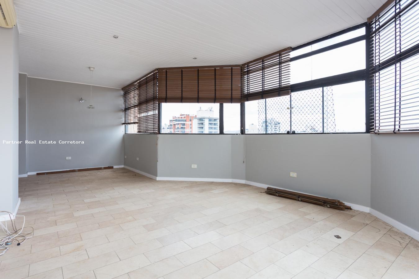 Cobertura à venda com 3 quartos, 249m² - Foto 22