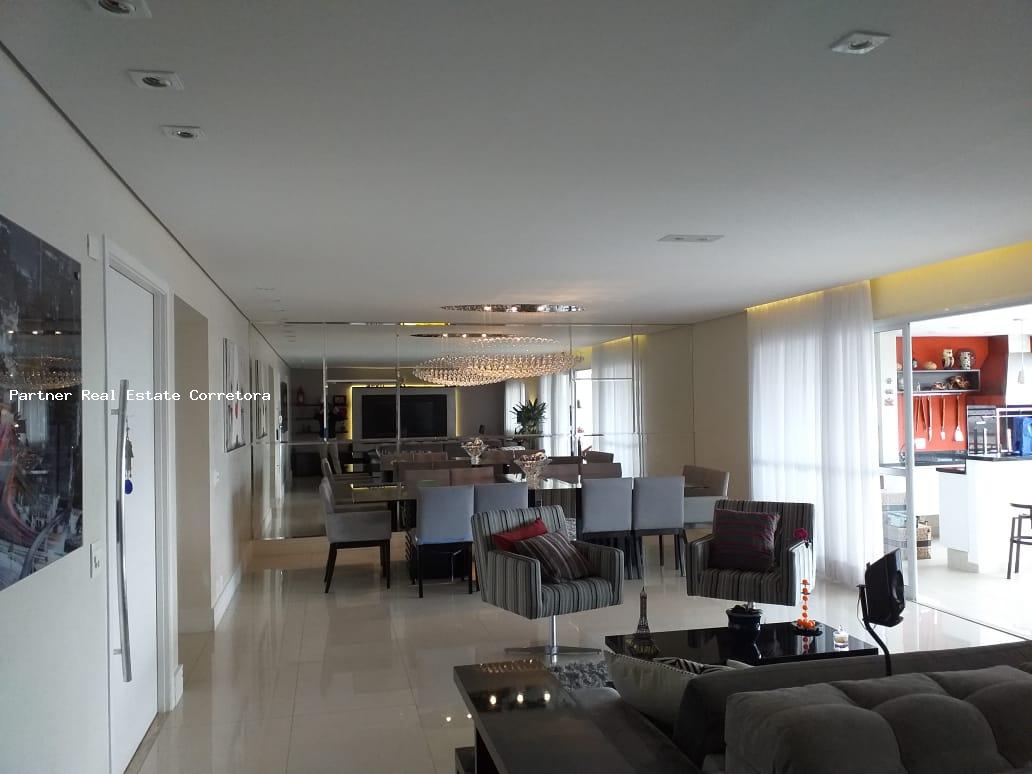 Apartamento à venda com 3 quartos, 213m² - Foto 13