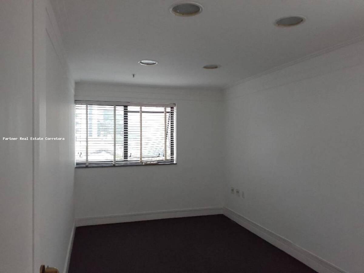 Conjunto Comercial-Sala à venda com 1 quarto, 122m² - Foto 13