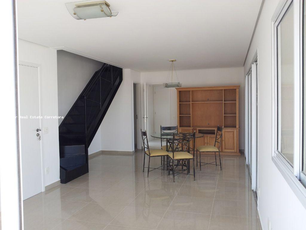 Cobertura, 3 quartos, 227 m² - Foto 2