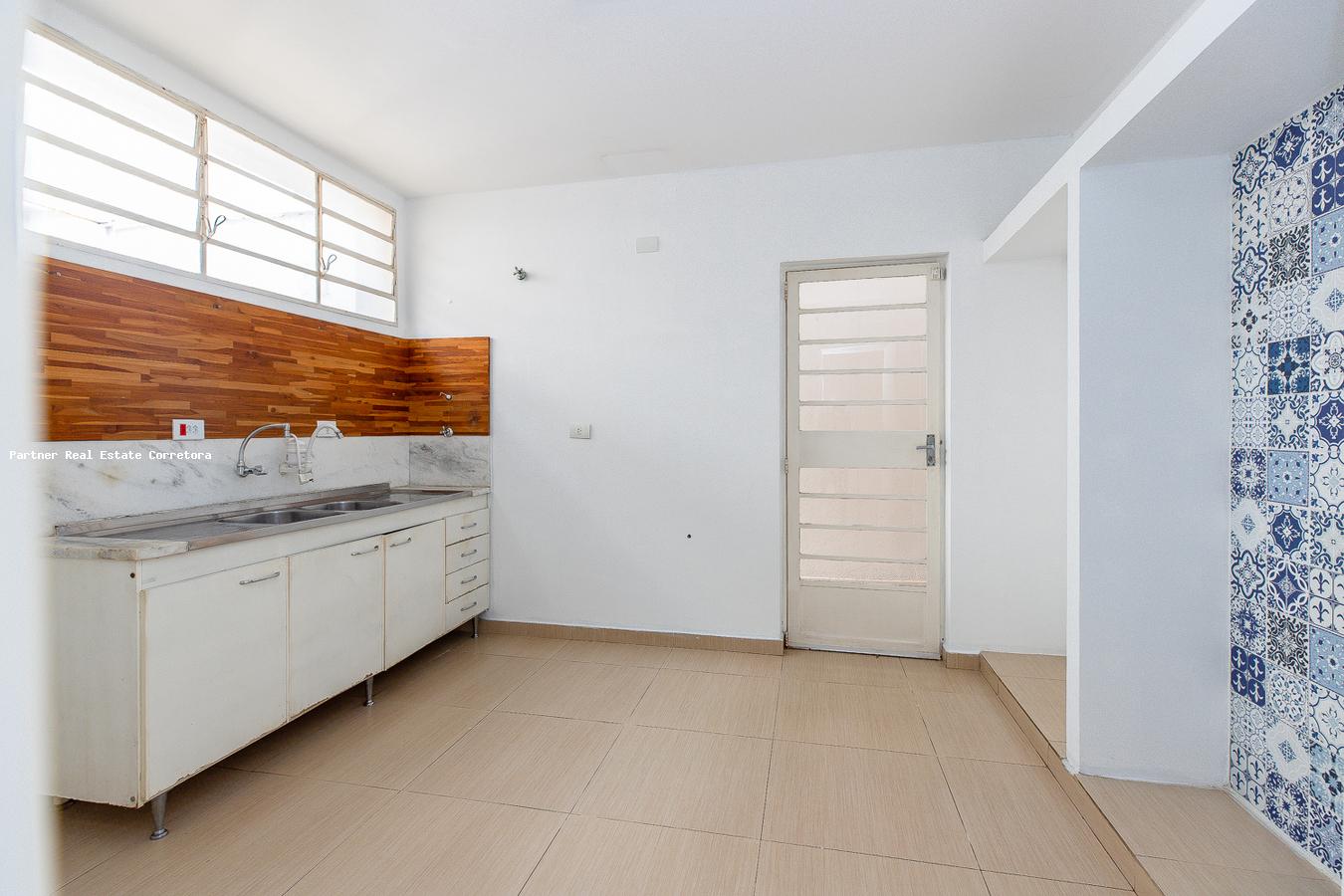 Casa à venda com 3 quartos, 225m² - Foto 11