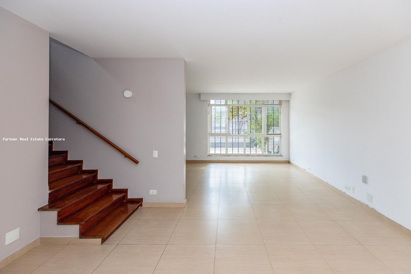 Casa à venda com 3 quartos, 225m² - Foto 16