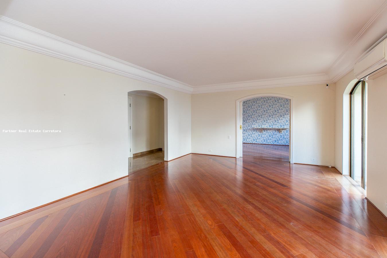 Apartamento à venda com 3 quartos, 203m² - Foto 14