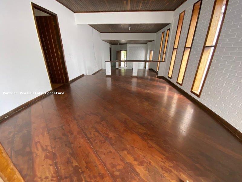 Apartamento à venda com 4 quartos, 230m² - Foto 17