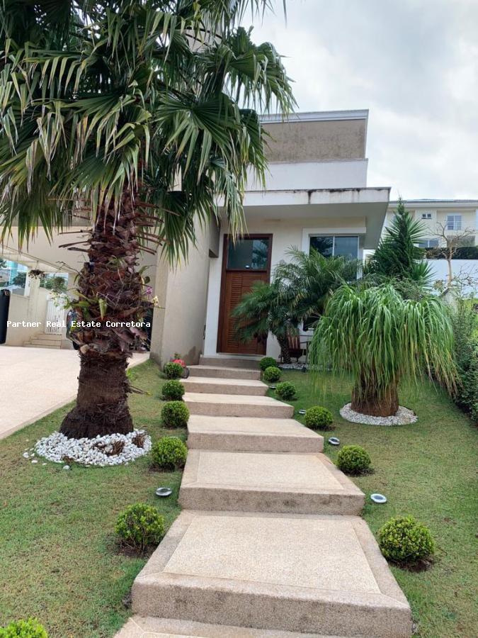 Casa de Condomínio à venda com 3 quartos, 560m² - Foto 5