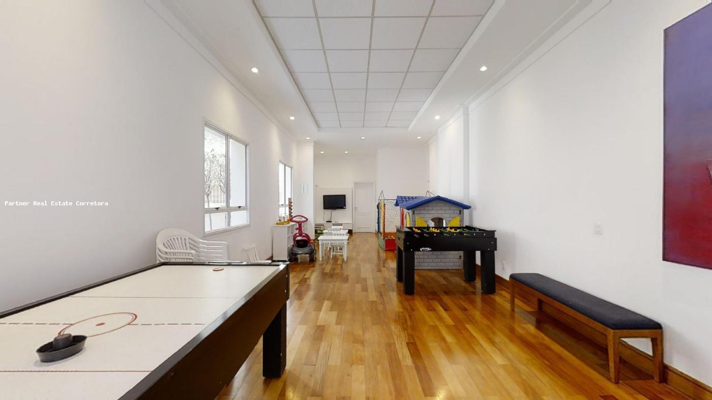 Apartamento à venda com 3 quartos, 261m² - Foto 2