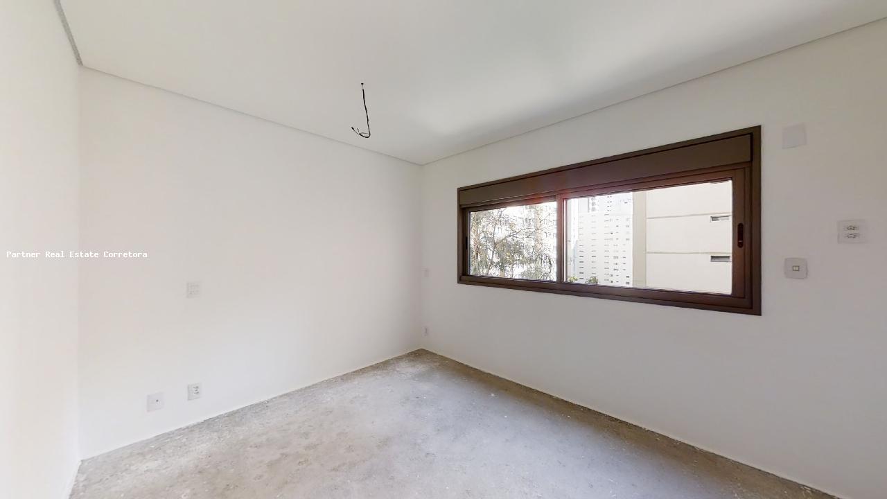 Apartamento à venda com 3 quartos, 170m² - Foto 24