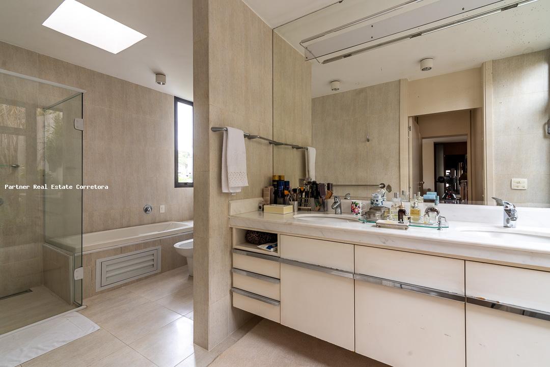 Casa à venda com 4 quartos, 1127m² - Foto 19