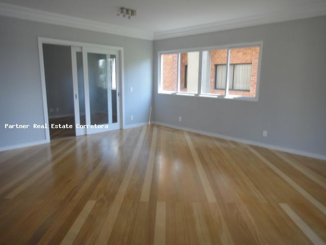 Apartamento à venda com 3 quartos, 211m² - Foto 1