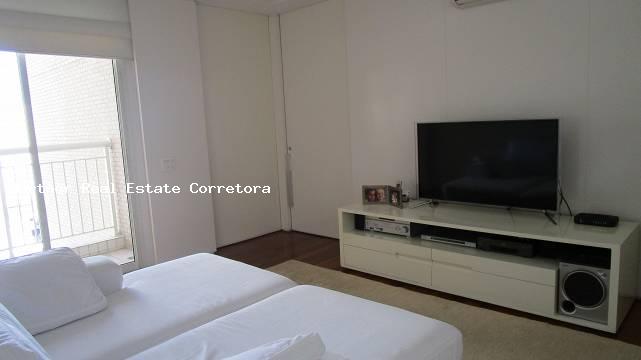 Apartamento à venda com 3 quartos, 366m² - Foto 2