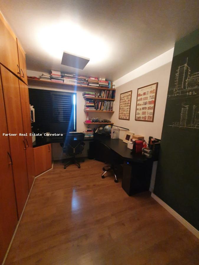 Apartamento à venda com 3 quartos, 93m² - Foto 11