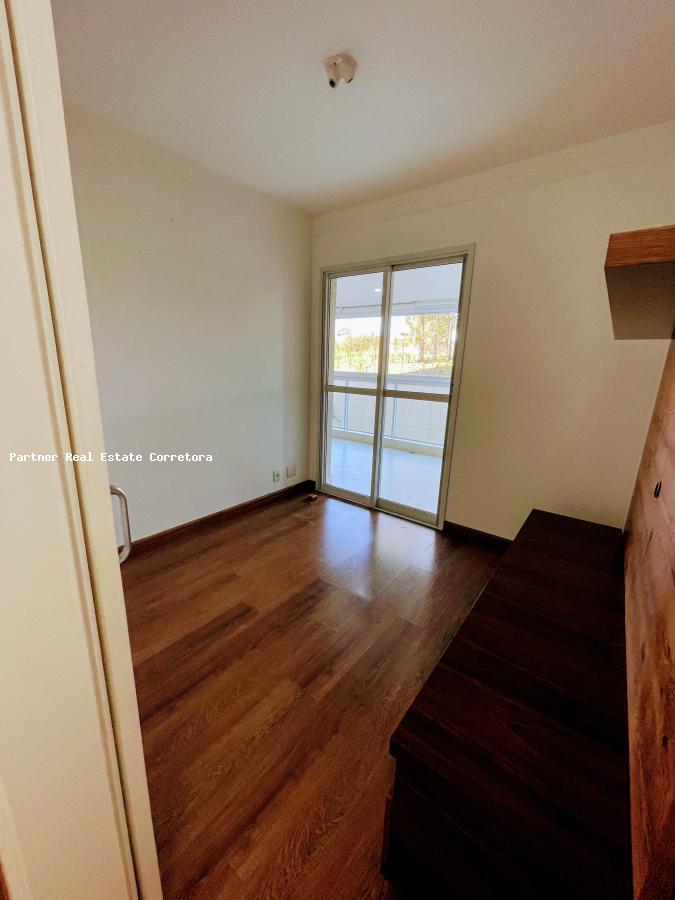 Apartamento à venda com 3 quartos, 137m² - Foto 7