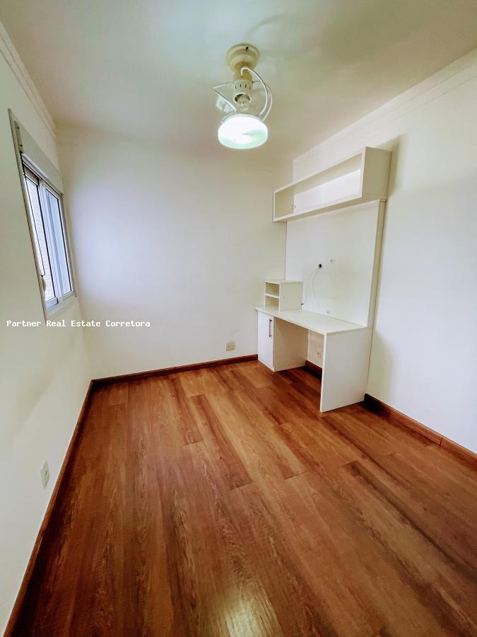 Apartamento à venda com 3 quartos, 137m² - Foto 8