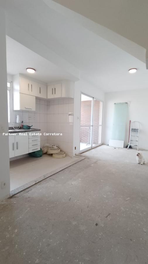 Apartamento à venda com 2 quartos, 85m² - Foto 11