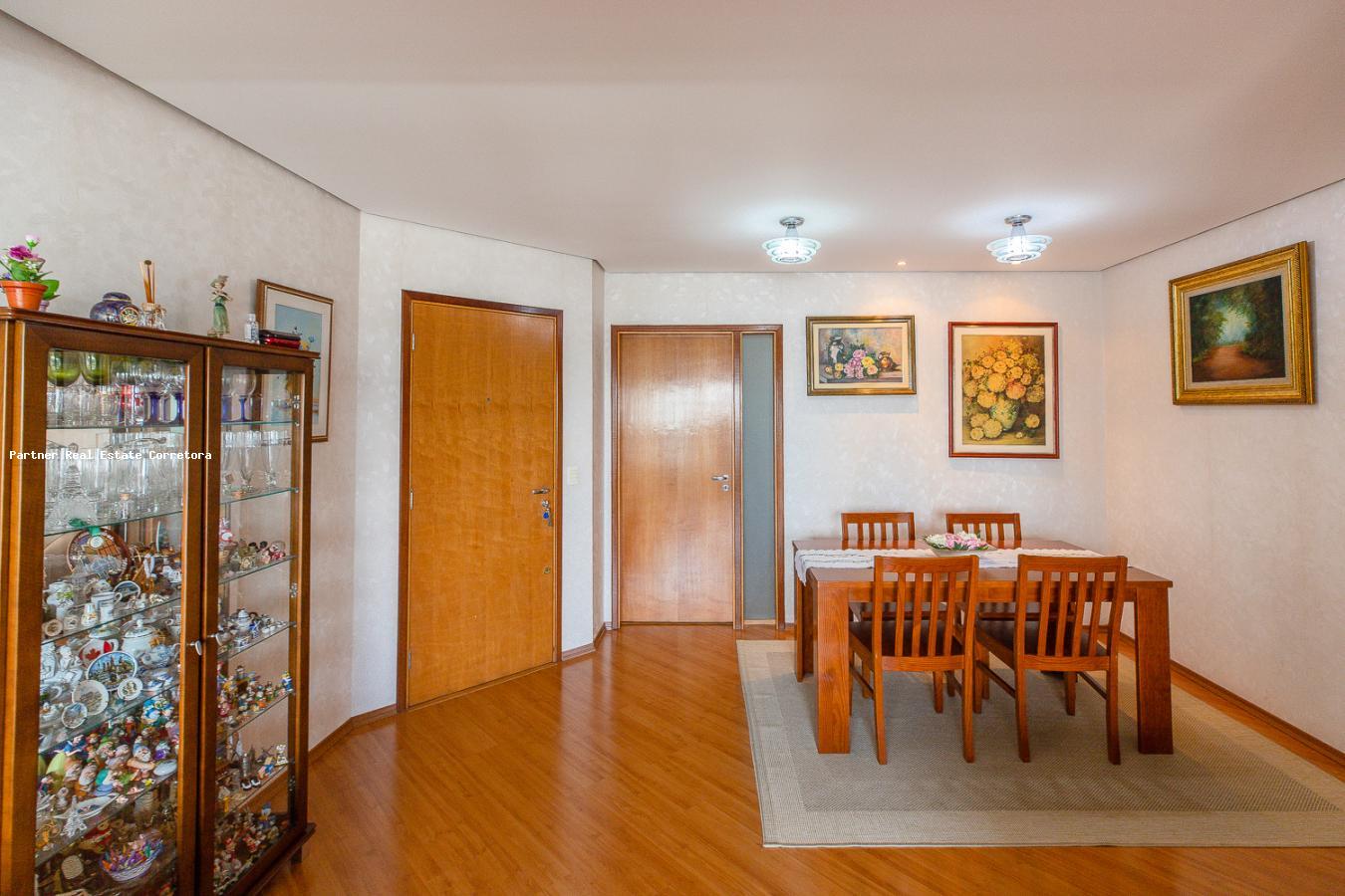 Apartamento à venda com 4 quartos, 137m² - Foto 9