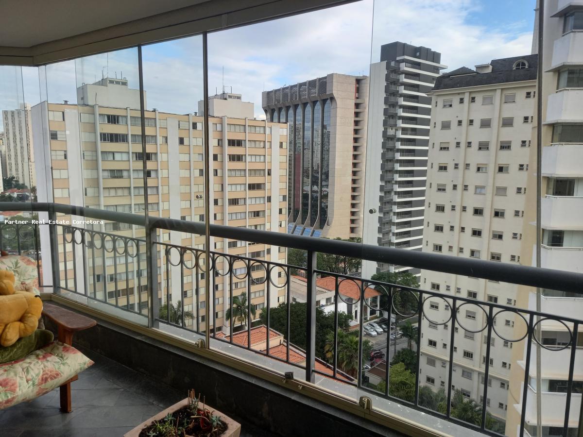 Apartamento à venda com 4 quartos, 134m² - Foto 11