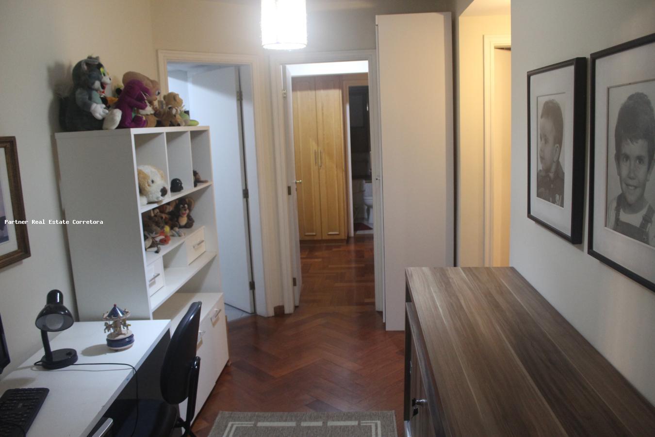 Apartamento à venda com 4 quartos, 134m² - Foto 15