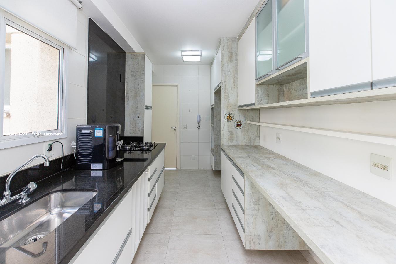 Apartamento à venda com 3 quartos, 175m² - Foto 17