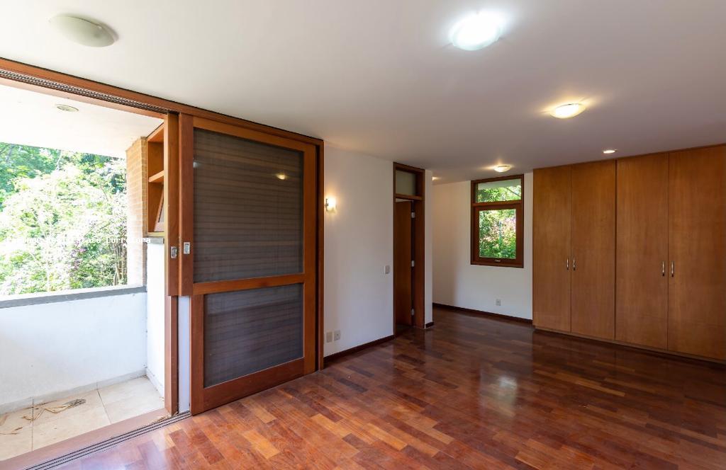 Casa de Condomínio à venda com 5 quartos, 1800m² - Foto 12