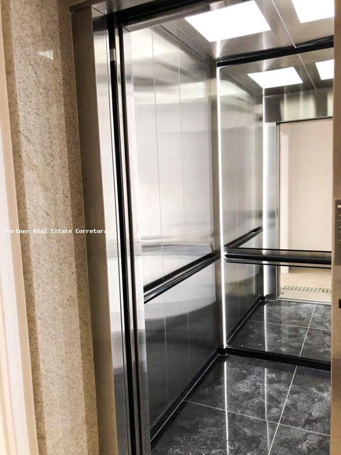 Apartamento à venda com 3 quartos, 158m² - Foto 10