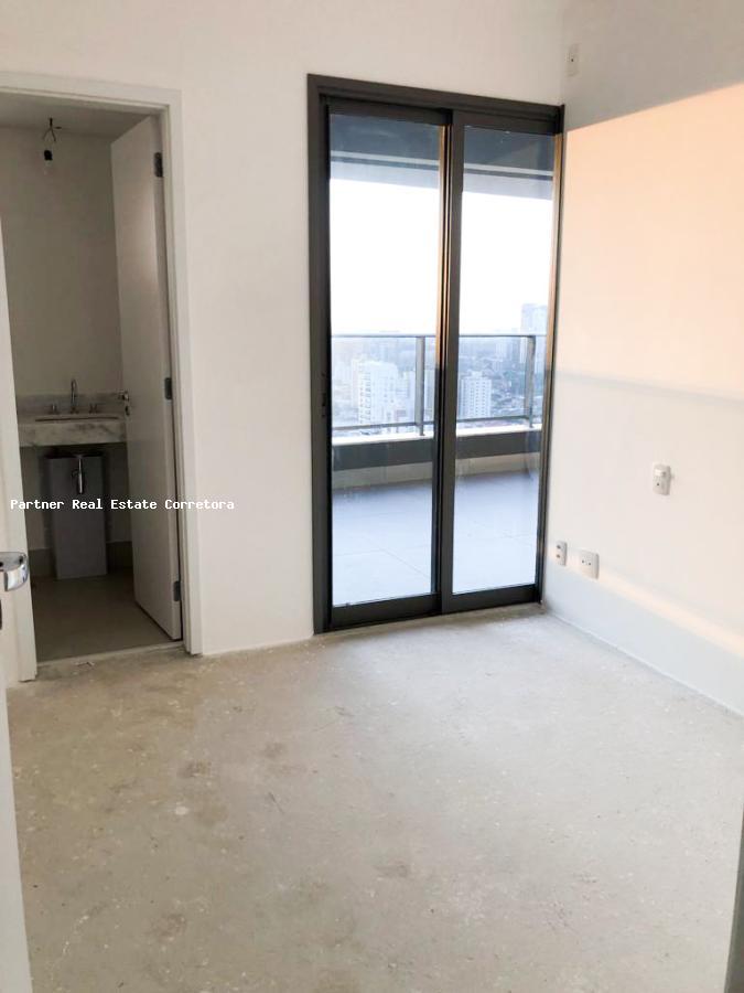 Apartamento à venda com 3 quartos, 158m² - Foto 3