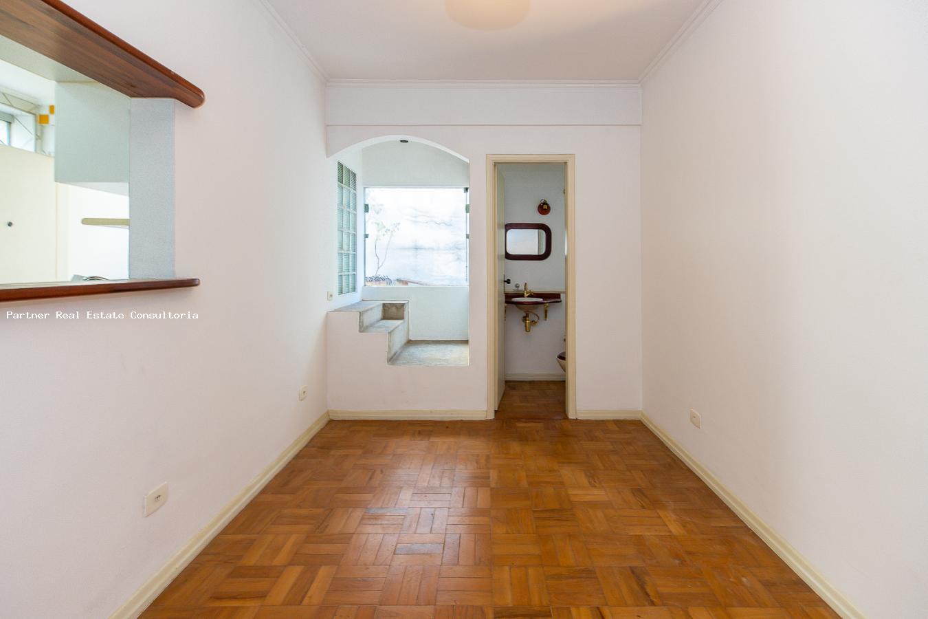 Casa à venda com 3 quartos, 180m² - Foto 7