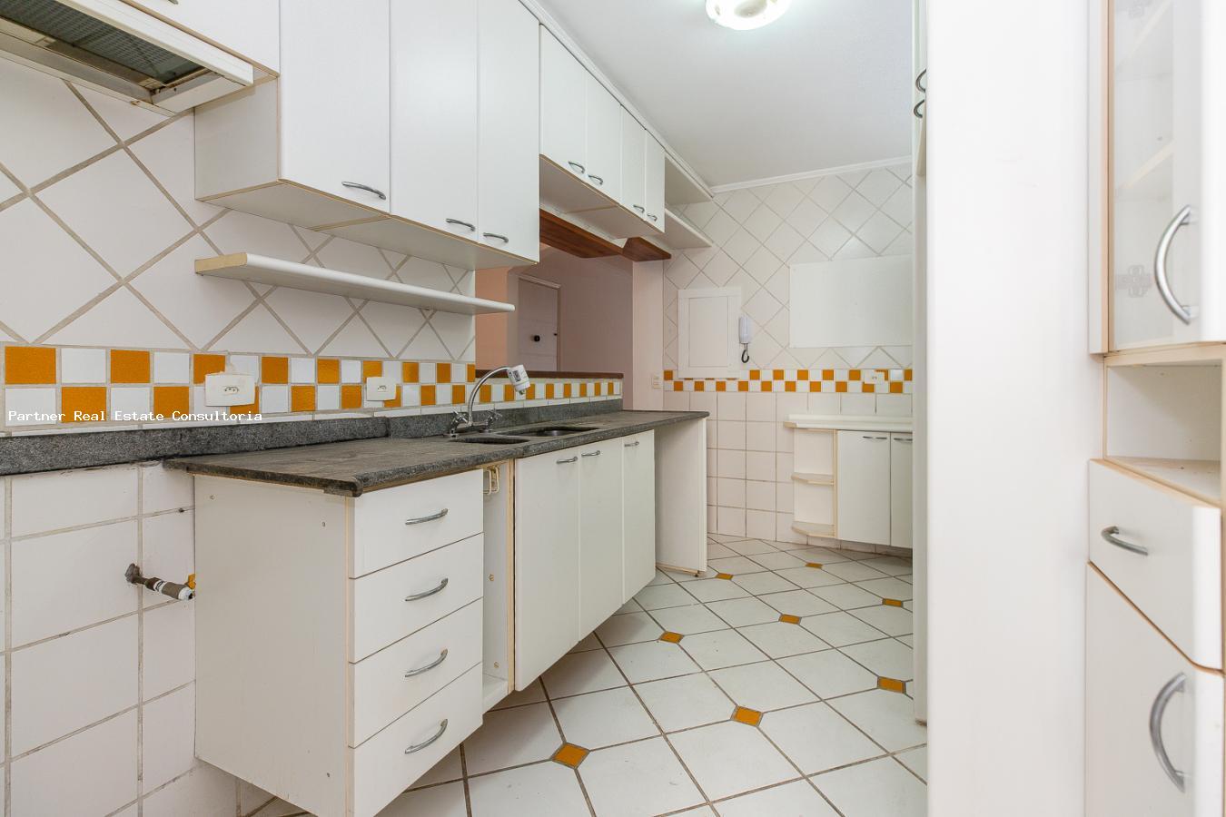 Casa à venda com 3 quartos, 180m² - Foto 13