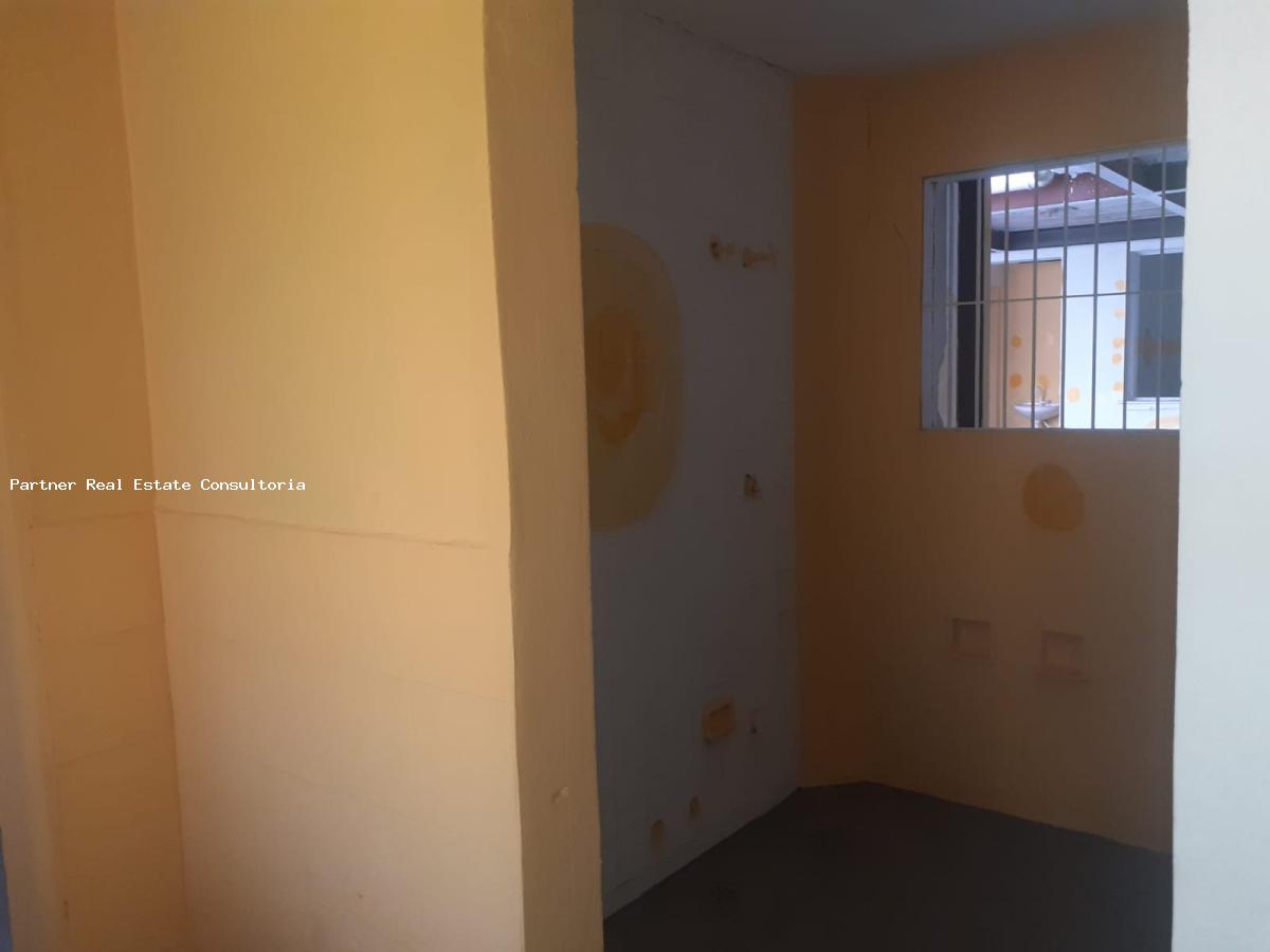 Casa à venda com 4 quartos, 207m² - Foto 4