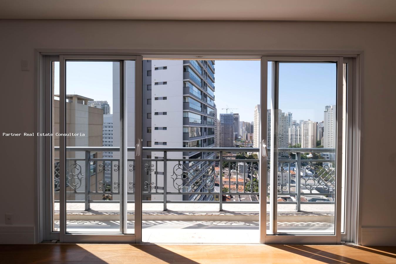 Apartamento à venda com 4 quartos, 275m² - Foto 6