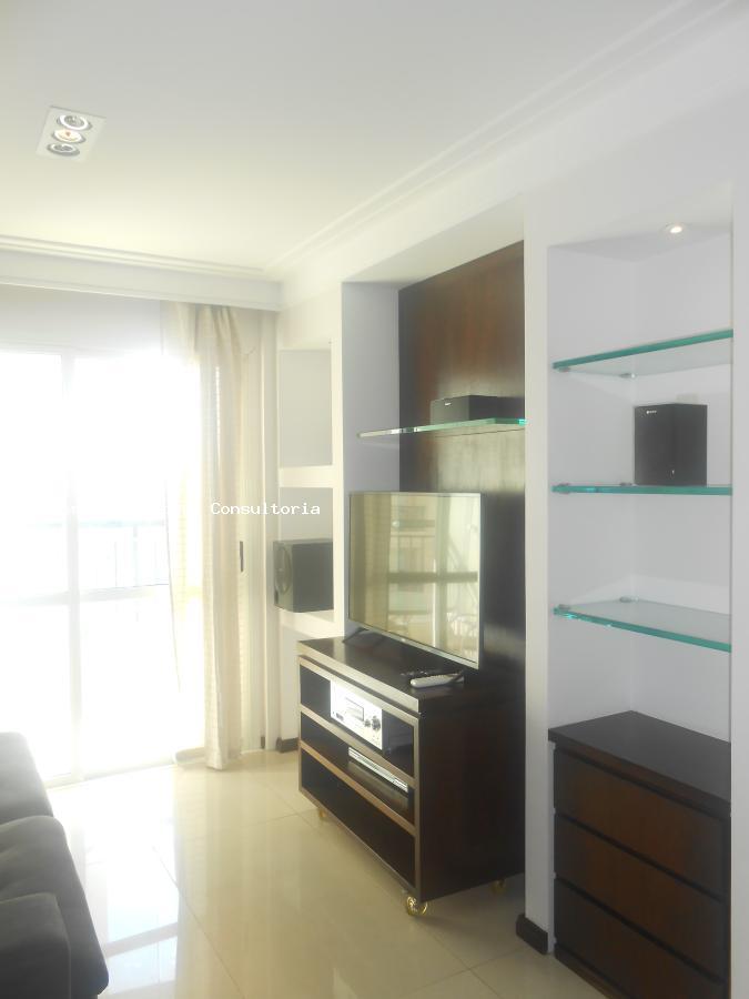 Apartamento para alugar com 2 quartos, 72m² - Foto 11