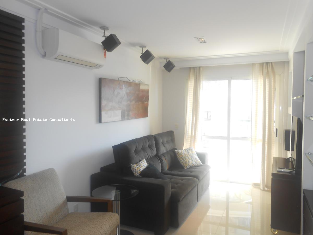 Apartamento para alugar com 2 quartos, 72m² - Foto 14