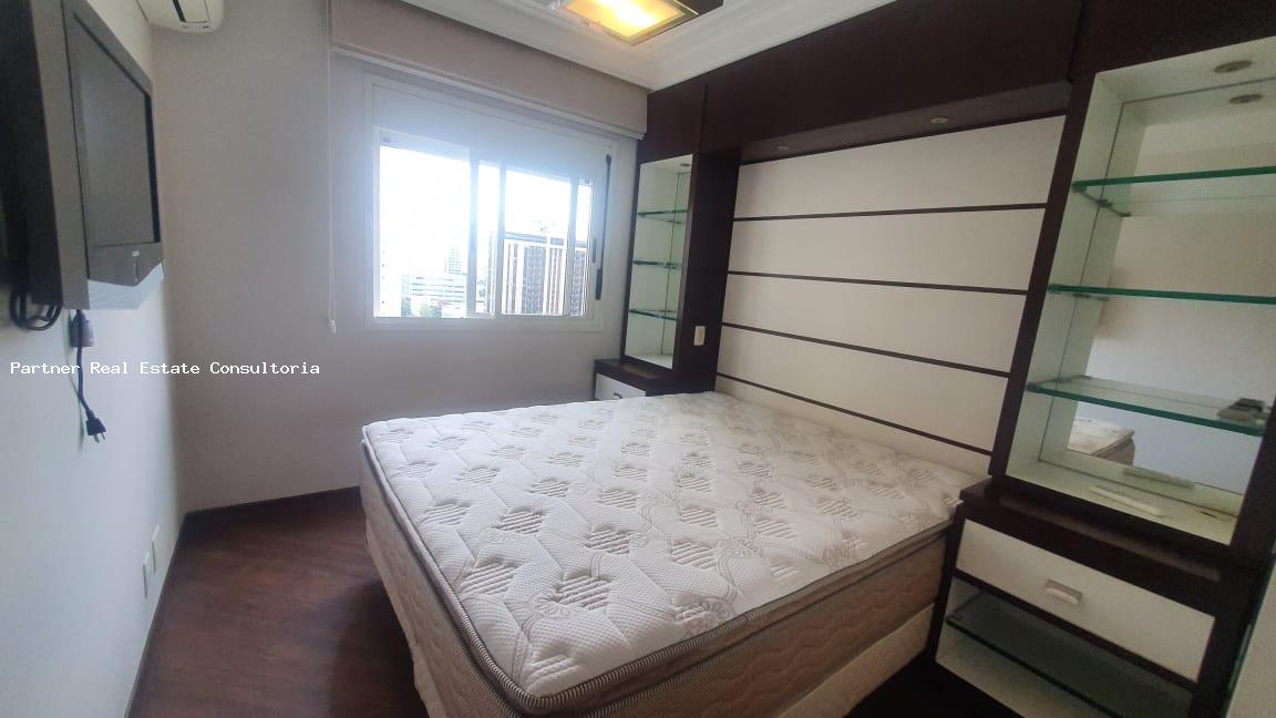 Apartamento para alugar com 2 quartos, 72m² - Foto 24