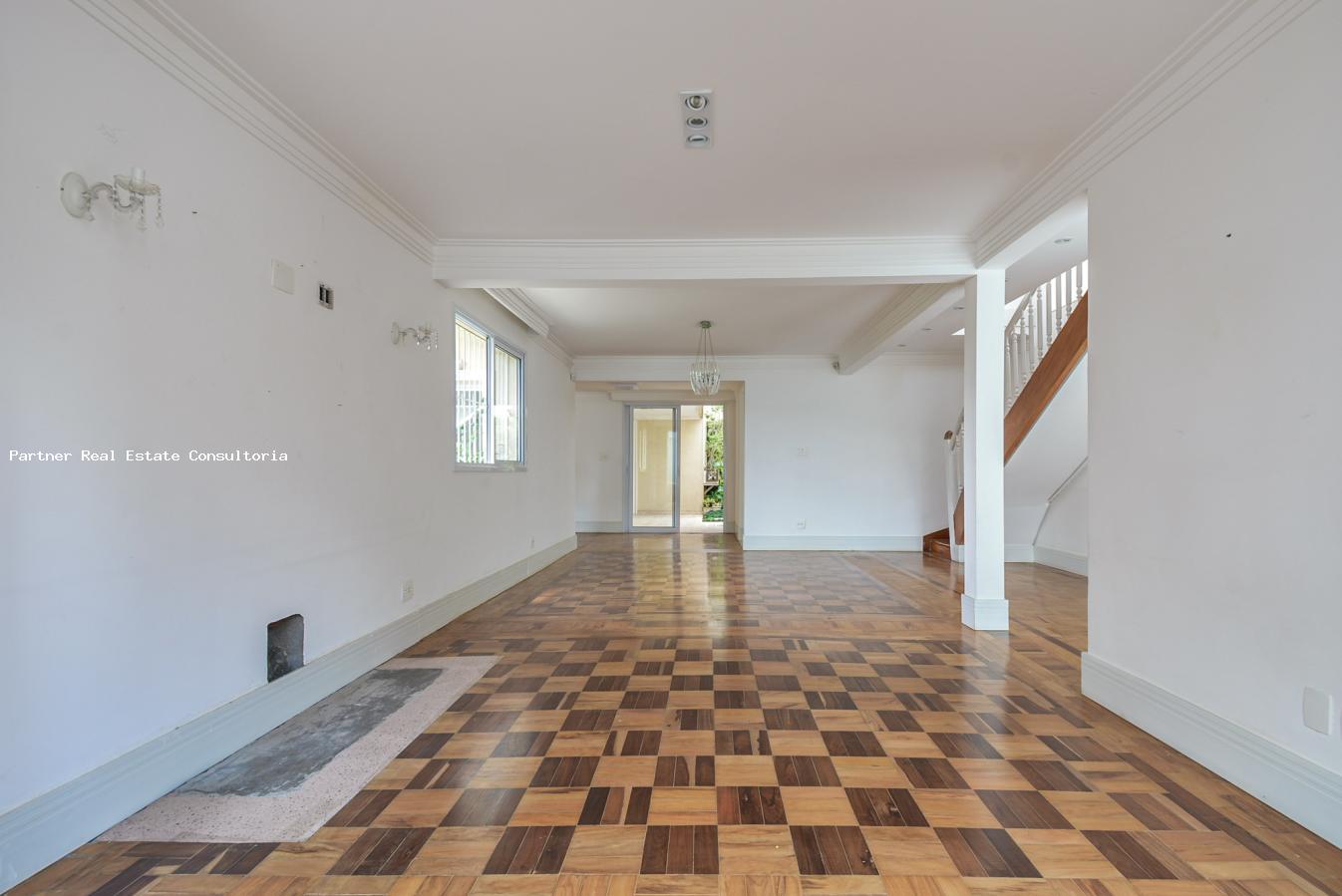 Casa à venda com 4 quartos, 360m² - Foto 9