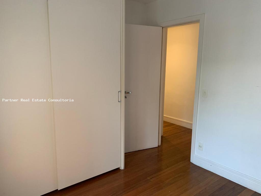 Apartamento à venda com 3 quartos, 173m² - Foto 5