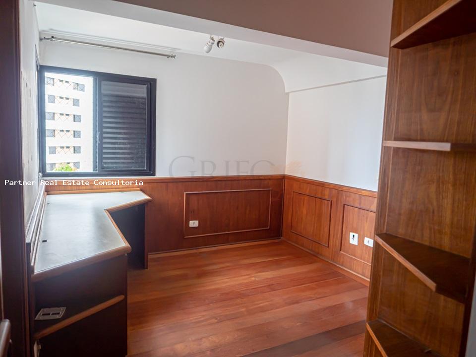 Apartamento à venda com 3 quartos, 187m² - Foto 19