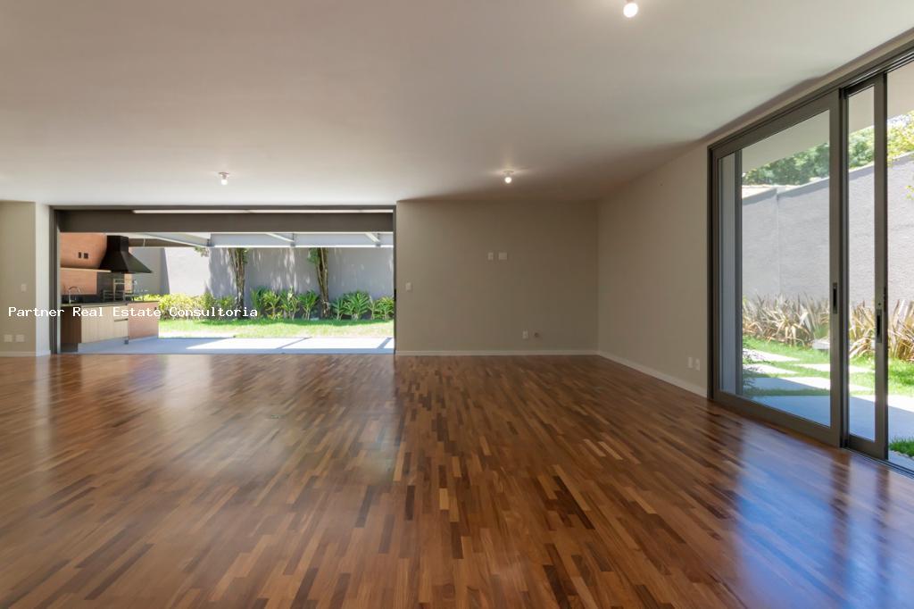 Casa à venda com 4 quartos, 581m² - Foto 7