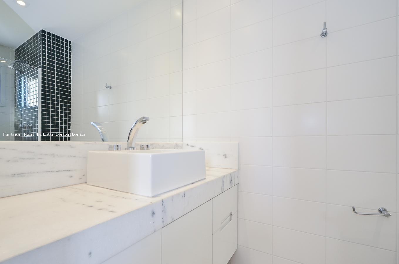 Apartamento à venda com 3 quartos, 154m² - Foto 10